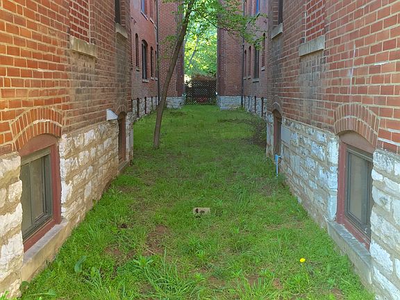 5th image of 4220 McPherson Ave APT 203