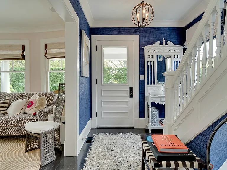 52 Osborne Ave — Photo 2