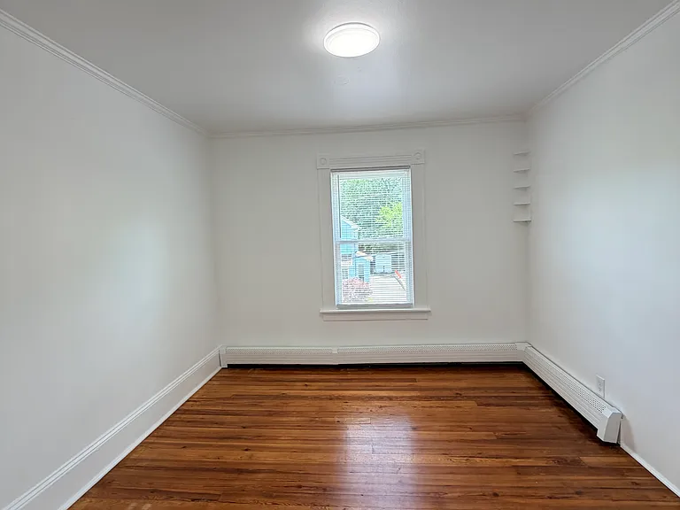 35 Maud St #2 — Photo 20