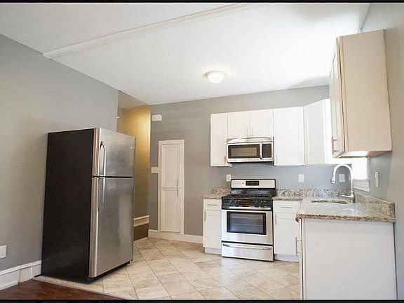 4th image of 5135 Spruce St #1F