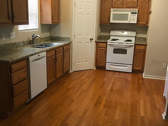 2nd image of 4300 Carmel Forest Dr