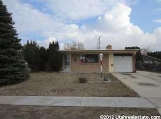10175 S Amaryllis St, Sandy, UT 84094