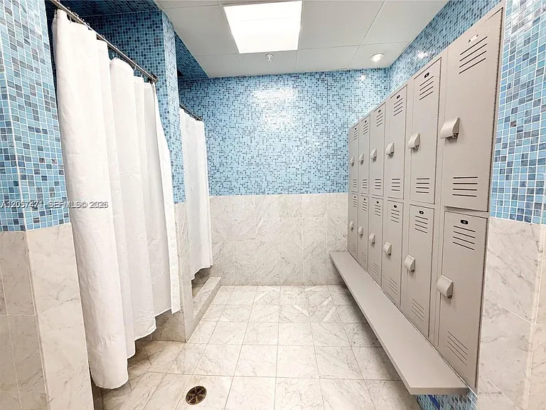 185 SW 7th St #3600 — Photo 18