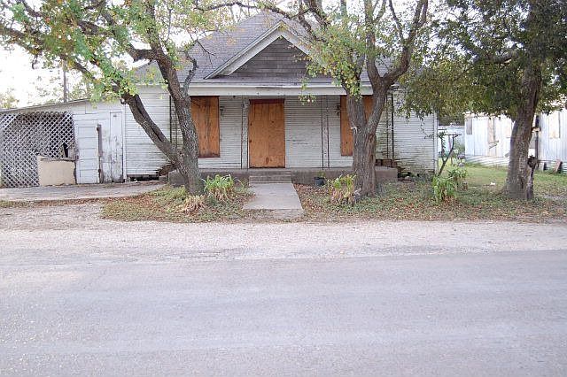 1st image of 2926 Avenue C