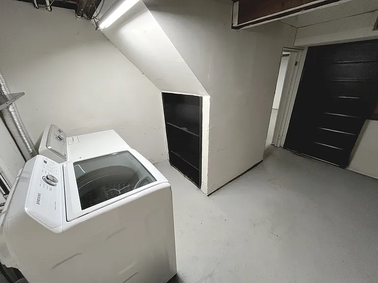 8380 Wicklow Ave — Photo 29