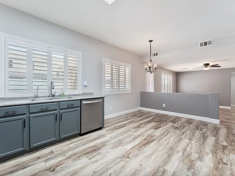 8701 Butterchurn Ave — Photo 12