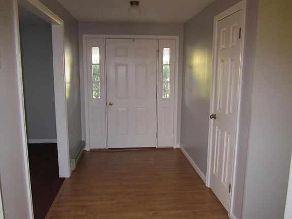 2nd image of 437 Grant St