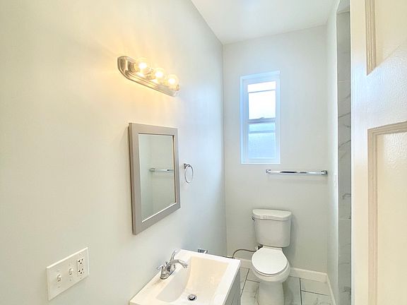 3rd image of 2238 S Homan Ave #3F
