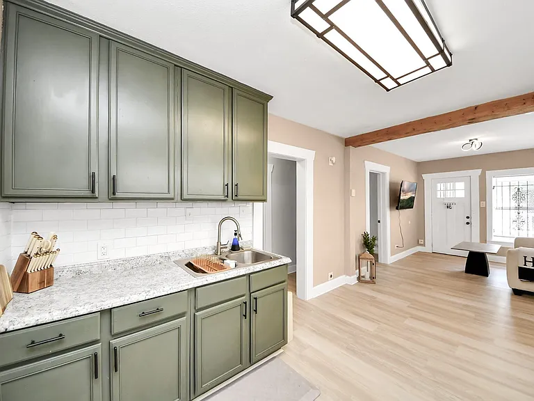 4415 Hershe St — Photo 22