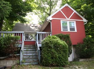 849 E Shore Rd, Hewitt, NJ 07421