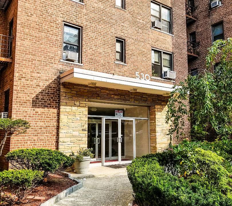 1st image of 530 Riverdale Ave APT 6C