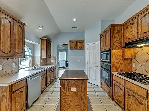 2nd image of 4444 Corner Brook Ln