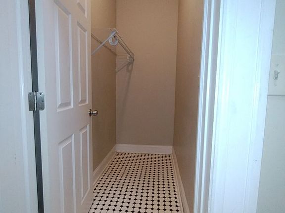 3rd image of 2312 Main St #5-1/2