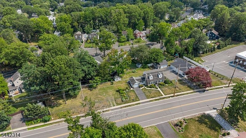 1st image of 374 South Ave