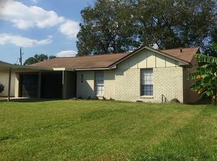 214 Grantham Rd, Baytown, TX 77521