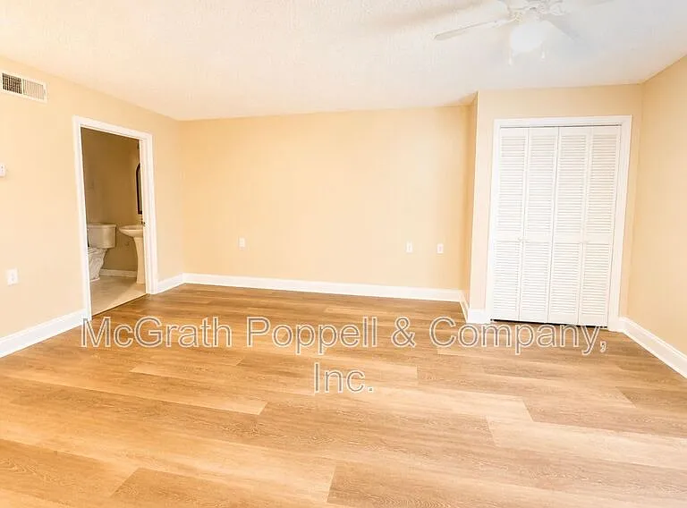 2302 Maki Rd #33 — Photo 5