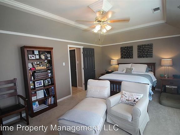 4th image of 629 Anthony Dr