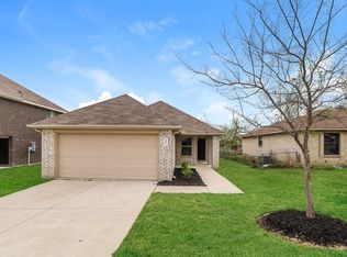 1601 Oriole St, Ennis, TX 75119