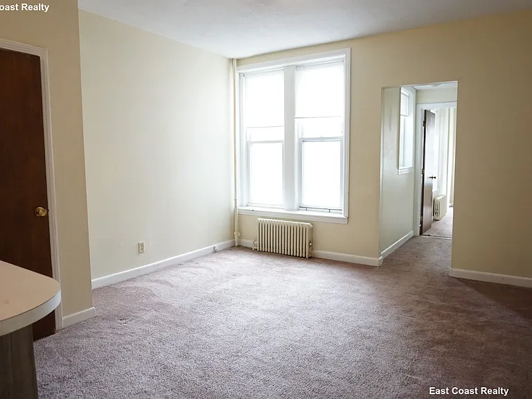 1118 Commonwealth Ave #4 — Photo 3