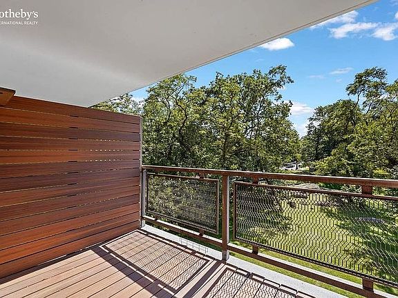 3rd image of 4705 Henry Hudson Pkwy #3K