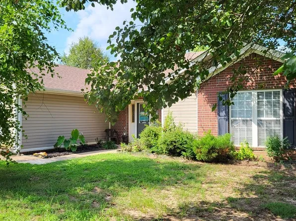 5922 Megan Dr, Jonesboro, AR 72405