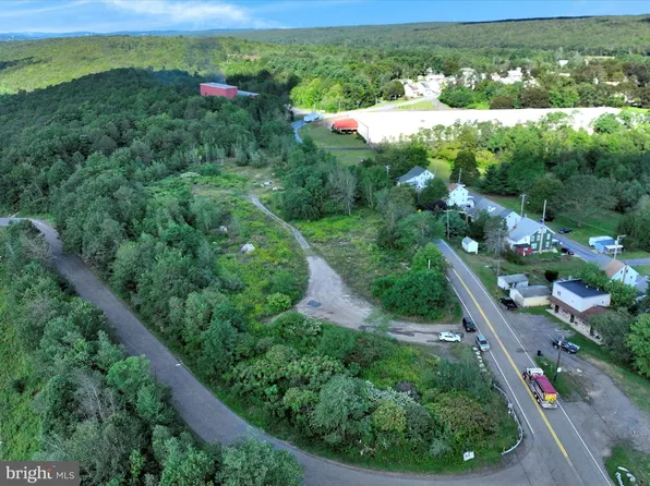 144 Lakeside Ave, Delano, PA 18220