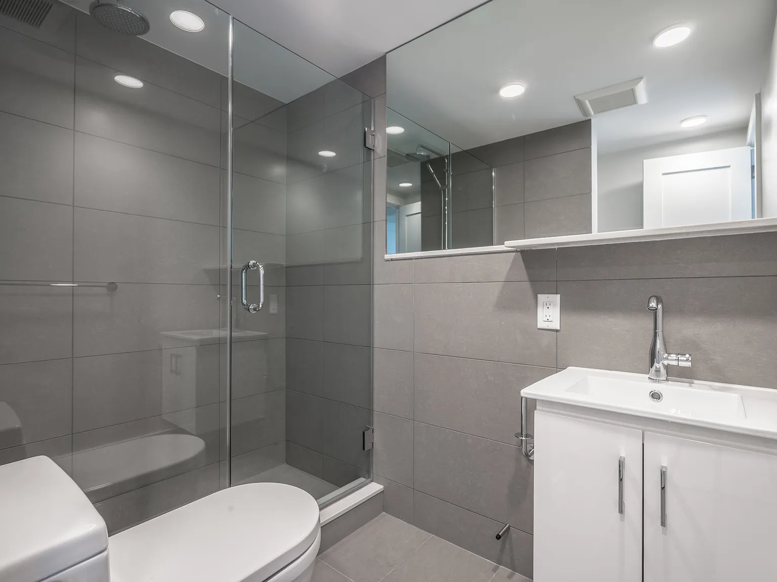 1 bed, 100000 sqft, $3,450 — Photo 4