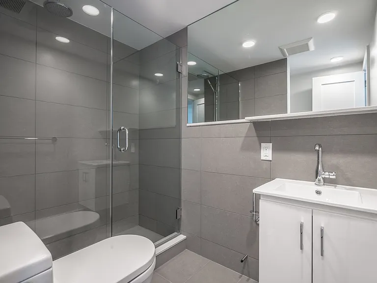 334 Harvard St — Photo 5