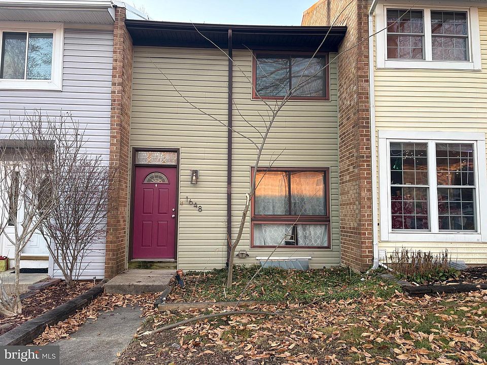 2nd image of 1648 New Windsor Ct
