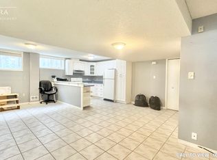 66 Bancroft St #2, Kitchener, ON N2A4E5