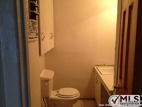 5th image of 4243 Wild Oak Dr