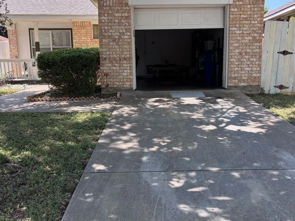 9656 Stonewood Dr, Dallas, TX 75227