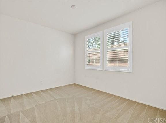 5th image of 449 Castiano St