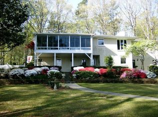 140 E Circle Dr, Lexington, SC 29072