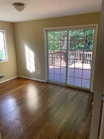 1st image of 27 Holcomb Ave #3