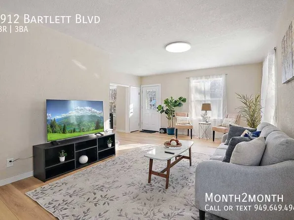 5912 Bartlett Blvd, Mound, MN 55364