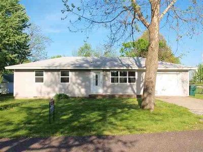 1205 3rd St, Monett, MO, 65708