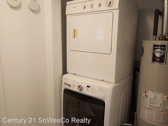 4th image of 507 Glade Pl APT B
