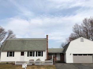 16 Beaver Dr, South Deerfield, MA 01373