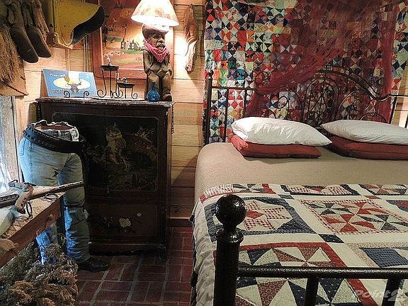 Carriage House Sleeping area