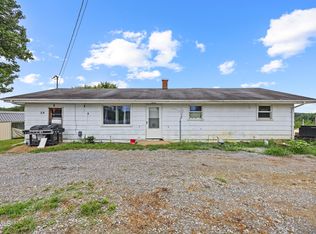 290 Butchertown Rd, Fall Branch, TN 37656