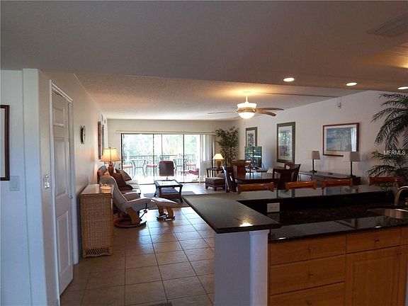 3rd image of 601 Shreve St Building 5