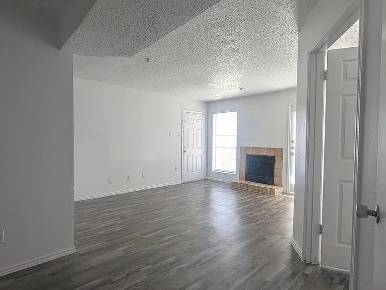 Bennett Place Apartments — Photo 35