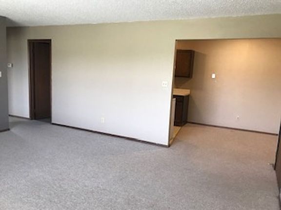 3rd image of 3621 Sager Ave APT 8