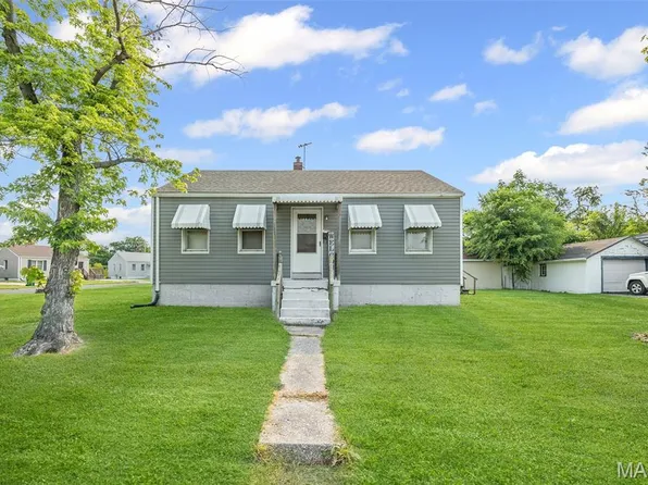 100 Bonds Ave, East Alton, IL 62024