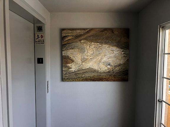 Elevator Landing