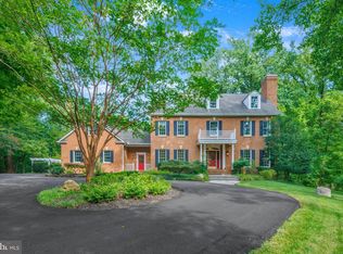 1135 Goldfinch Ln, Millersville, MD 21108