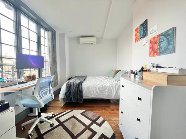 264 Sullivan Place image 1 of 10