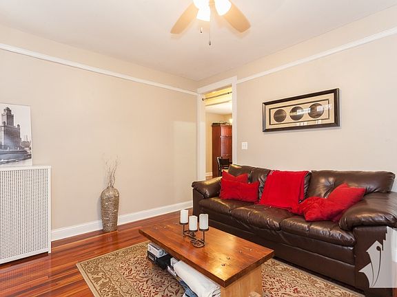 2nd image of 2110 N Seminary Ave #9B