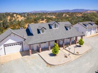 5691 McCauley Rd, Valley Springs, CA 95252